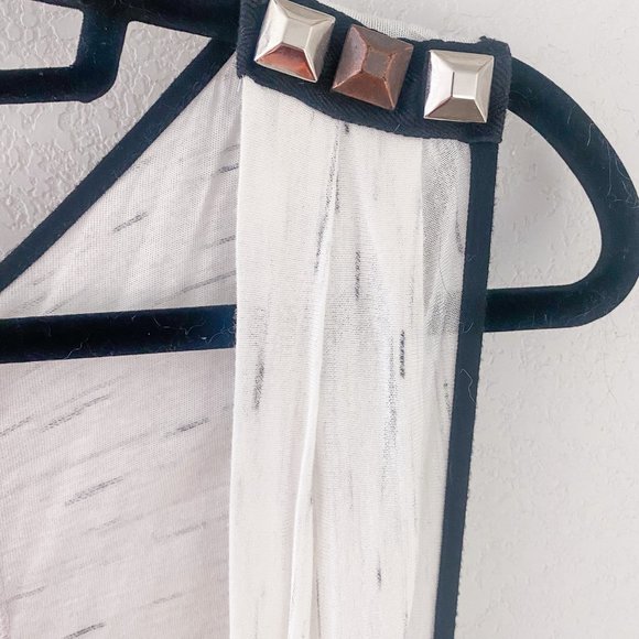 Daytrip Studded Layering Top - Picture 6 of 6